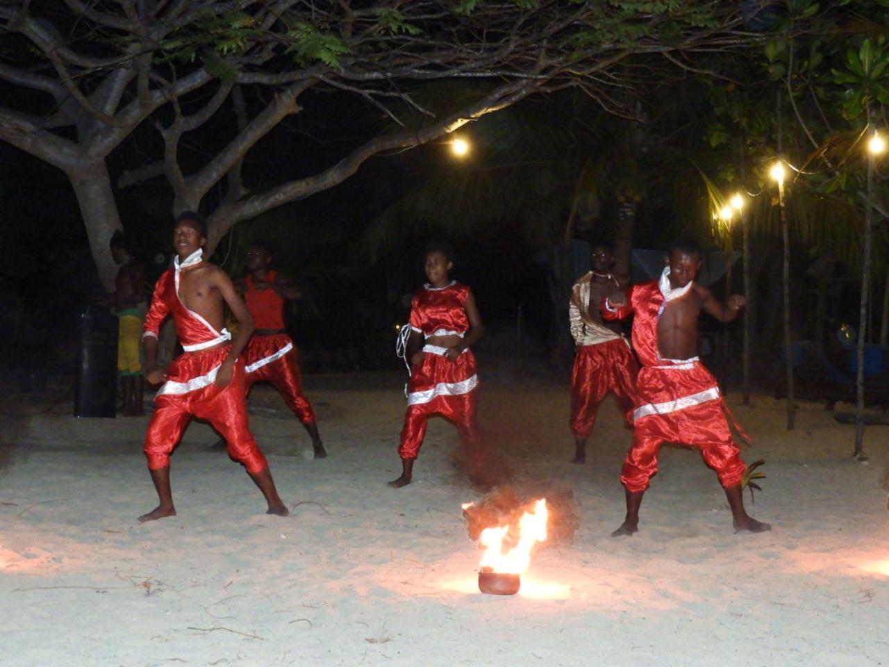 Sangany Lodge Befotaka Bay Екстериор снимка